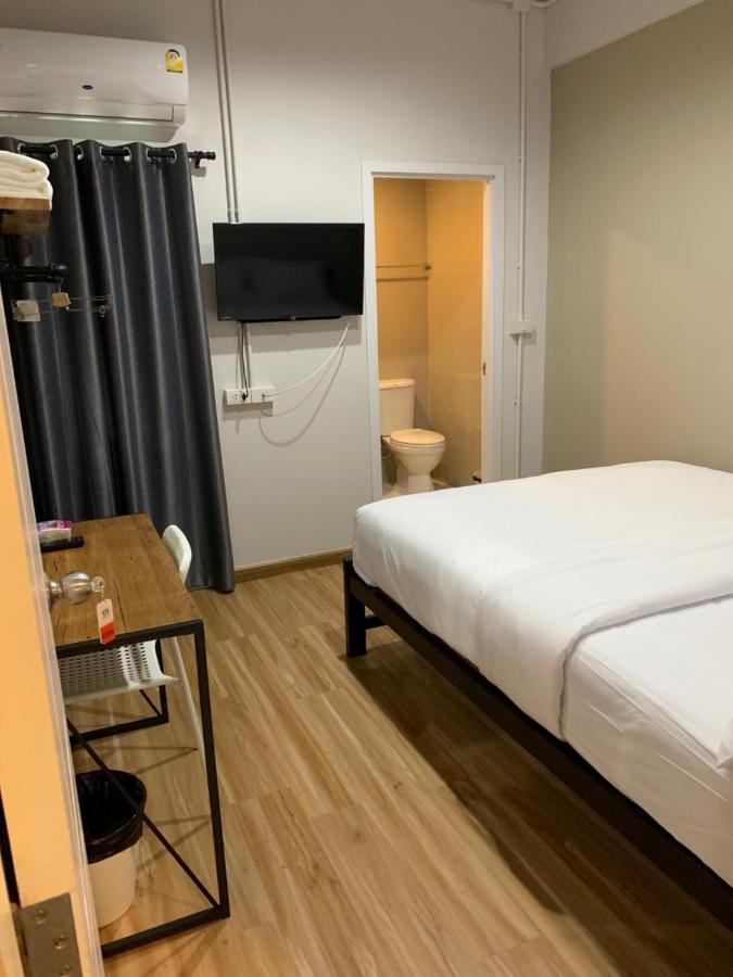 9Ty Hotel Bangkok Extérieur photo