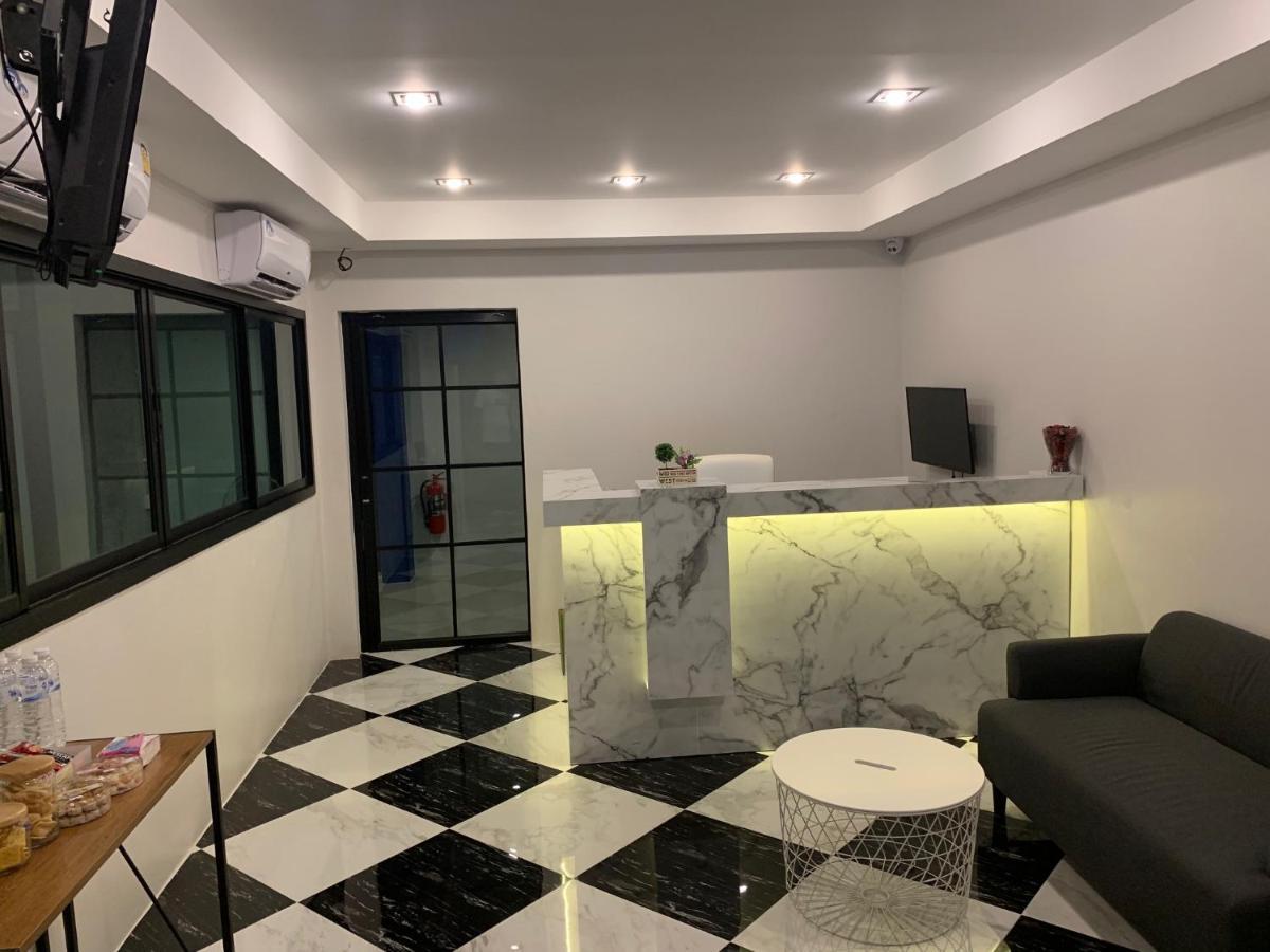 9Ty Hotel Bangkok Extérieur photo